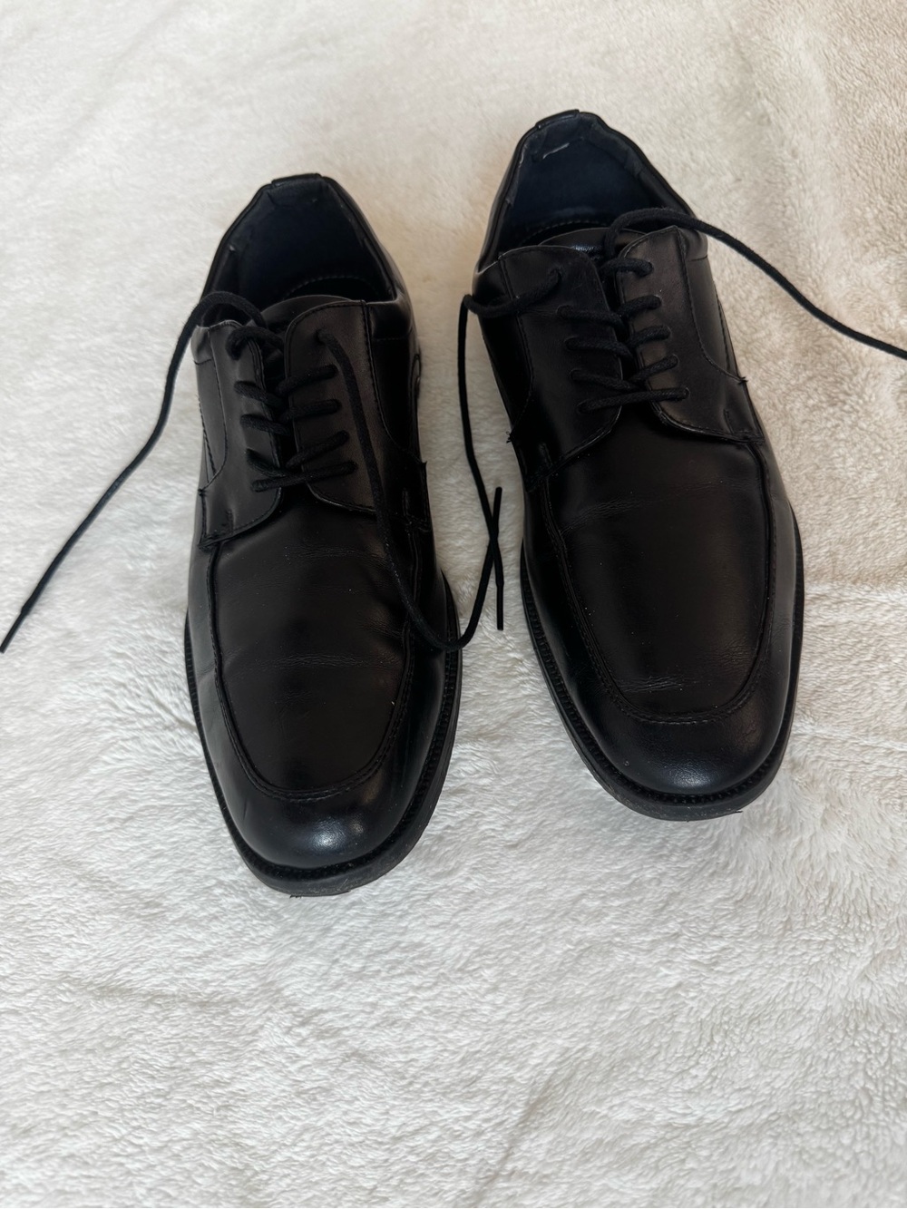 Van Heusen Black Lace-Up Leather Derby Shoes